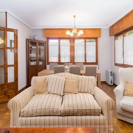 Apartment Charming With Garden Near Santillana *