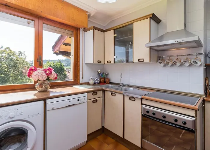 Encantadora Casa Con Jardin Cerca De Santillana Del Mar