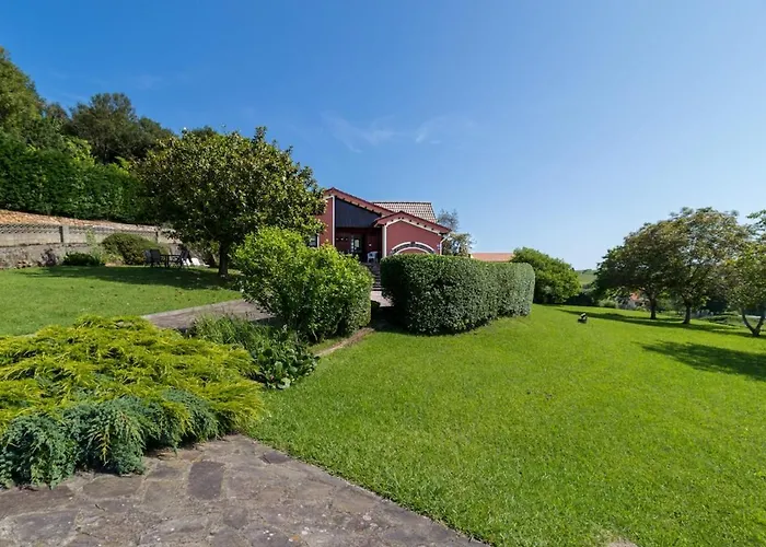 Apartment Encantadora Casa Con Jardin Cerca De Santillana Del Mar Orena